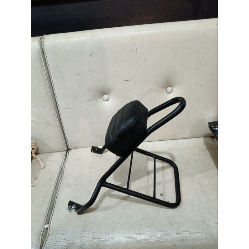 Sissy Bar Sandaran Benelli Motobi 200 Evo