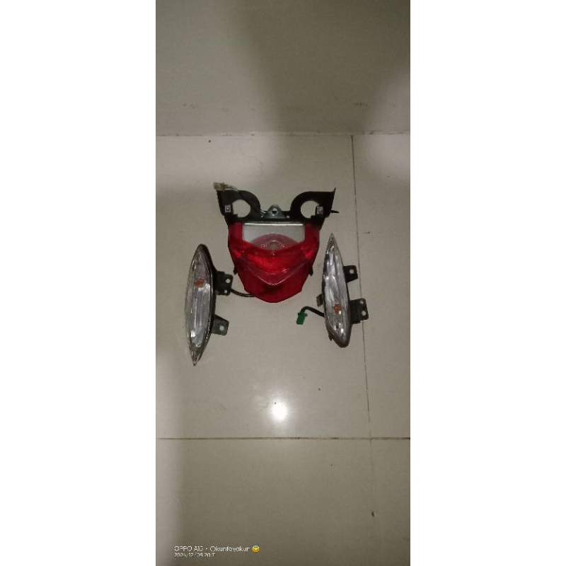 Lampu Belakang Skydrive