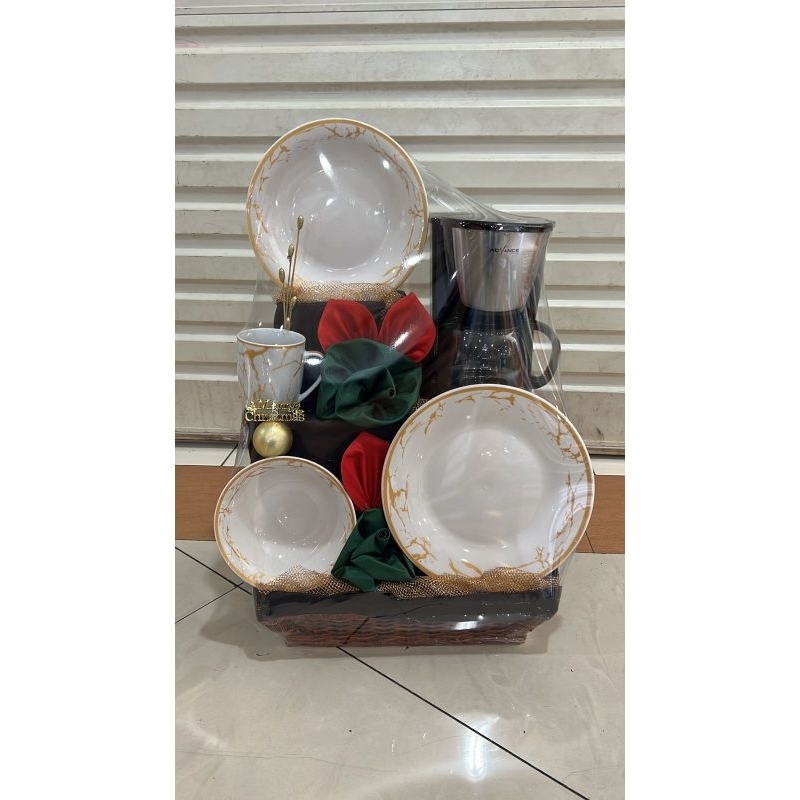 

Parcel Natal & Tahun Baru (Pecah Belah & Elektronik)