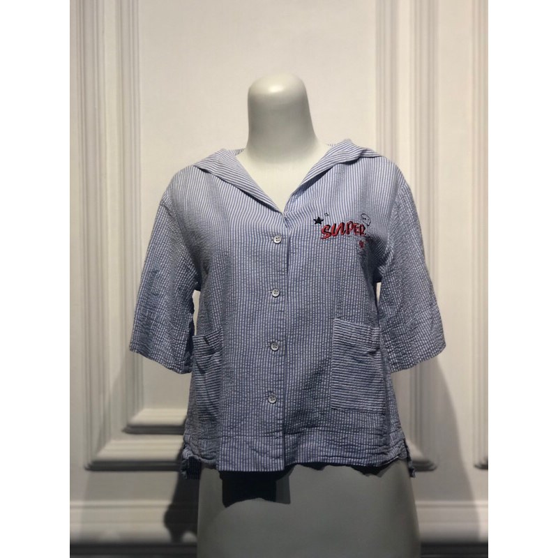 Preloved kemeja / atasan croptop wanita model sailormoon salur