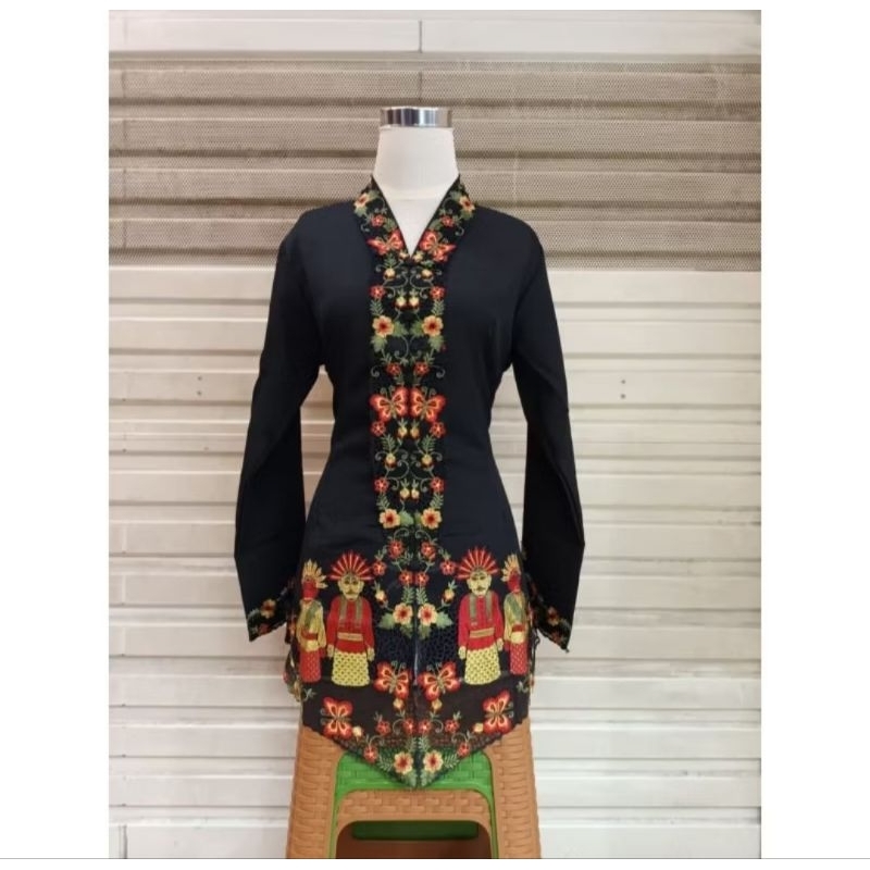 kebaya encim Betawi // baju encim Betawi motif ondel-ondel // kebaya encim dewasa // kebaya encim ka