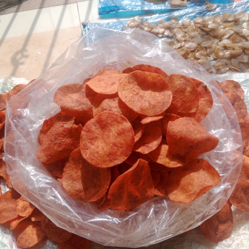 

Kerupuk Kentang Pedas Manis (Mentah) 1000 Gram
