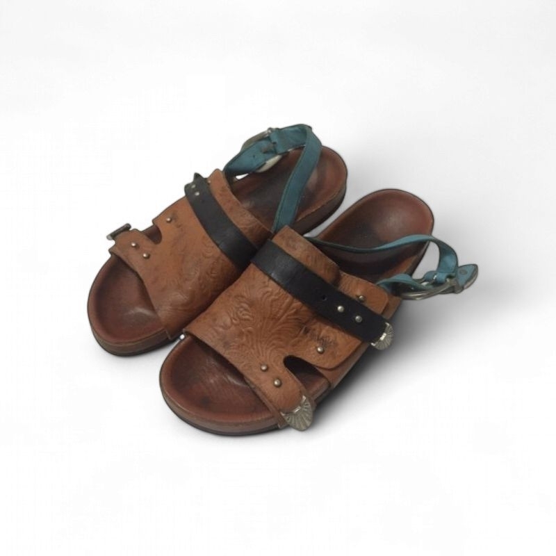 Toga Pulla Navajo Sandals