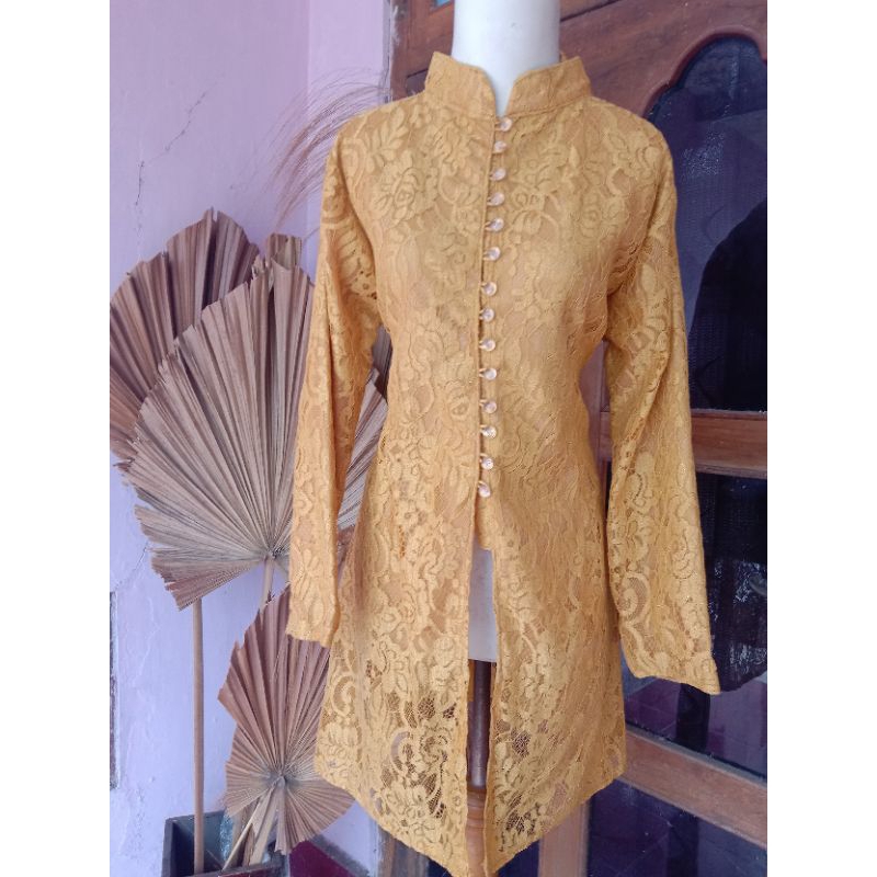 sale kebaya ibu besan warna gold