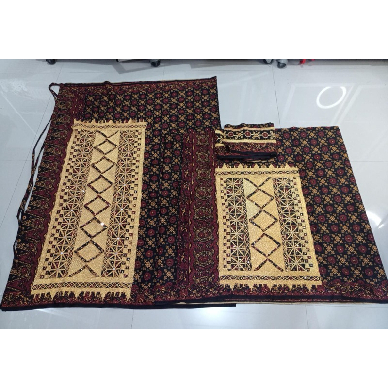 rok lilit lasem tapis lampung satu set mama papa cewek cowok