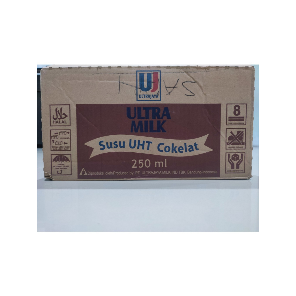 

Susu Ultra Milk 250 ml rasa cokelat 1 dus atau 1 karton