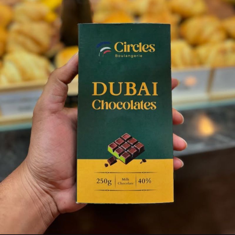 

COKLAT DUBAI KUNAFA PISTACHIO CIRCLE