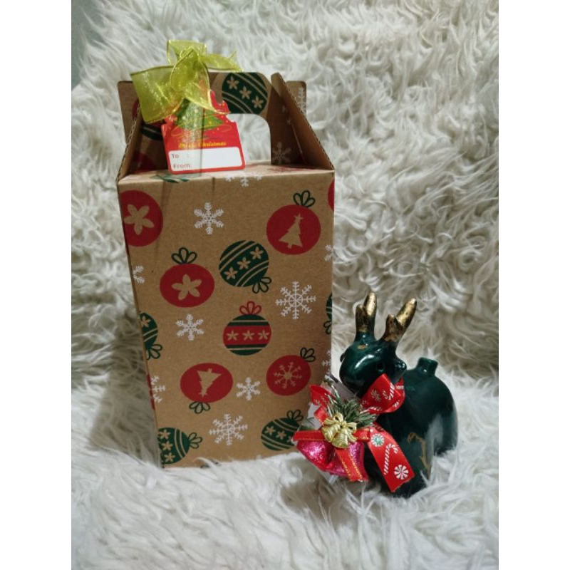 

Paket Natal Box Rusa