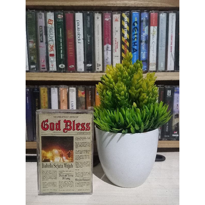 KASET GOD BLESS 18 GREATEST HITS