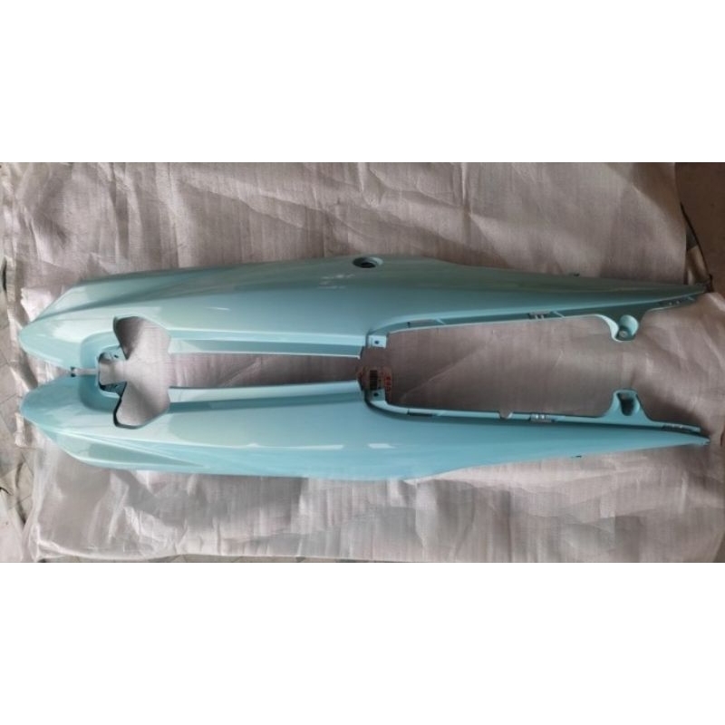 [47111/211-46G00-X2K] Sepasang Bodi Belakang COVER FRAME RH/LH (BLUE LAGOON) - SPIN 125