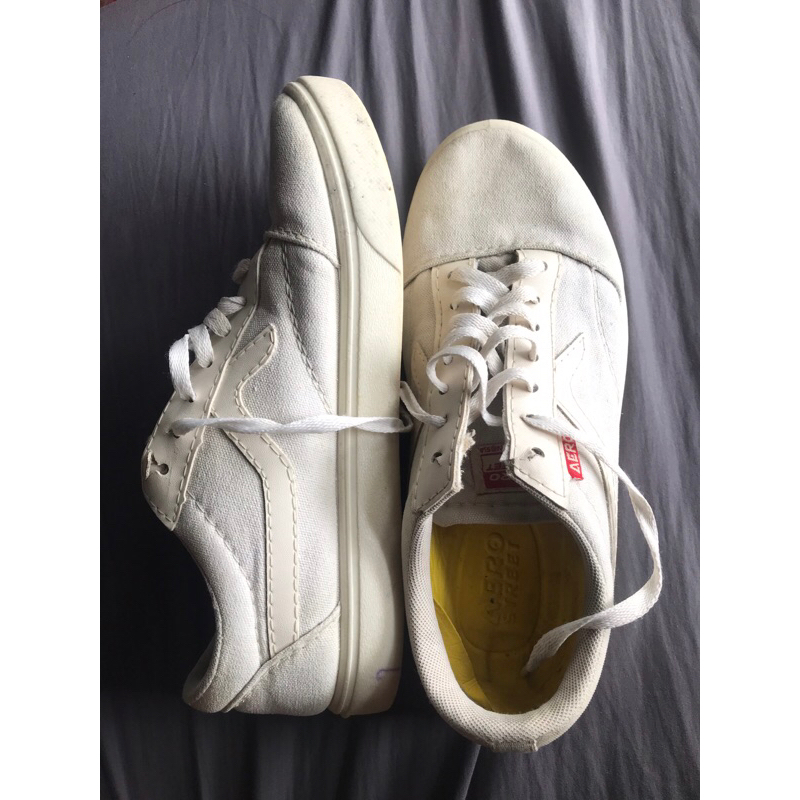 sepatu aero