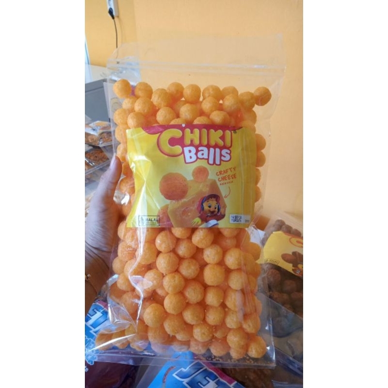 

Chikiballs snack branded kiloan ori 200gram