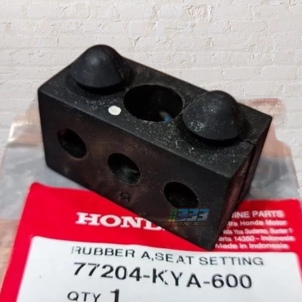 karet ganjalan jok honda verza cb verza 150 karet bantalan peredam jok cb 150 crf 150 77204KYA600