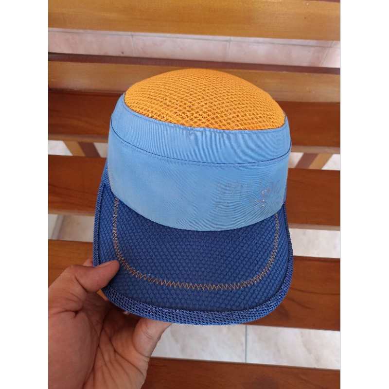 Topi outdoor wild roses