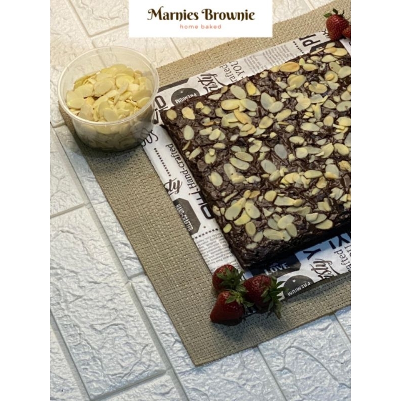 

Marnies Brownie Home Baked