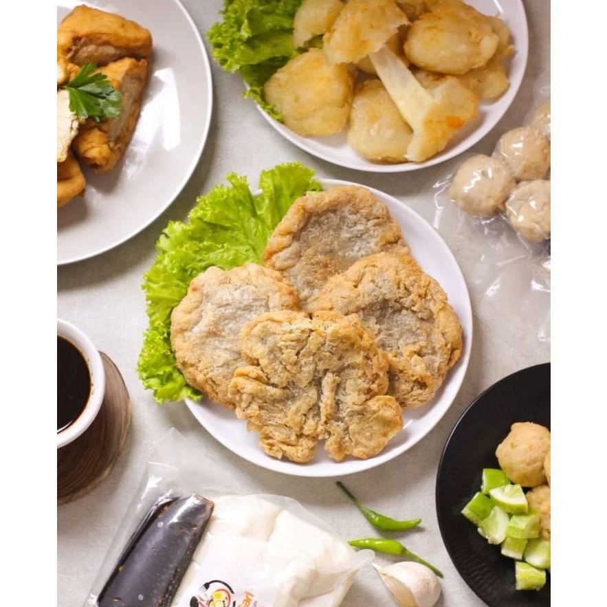 

PEMPEK SARI PEMPEK KULIT KRISPY IKAN TENGGIRI