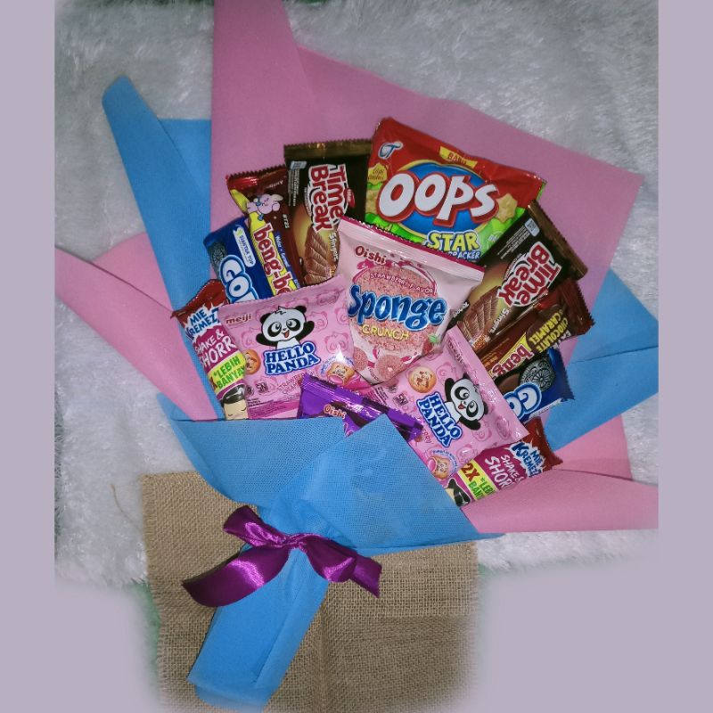 

buket pink biru cantik bisa untuk hadiah