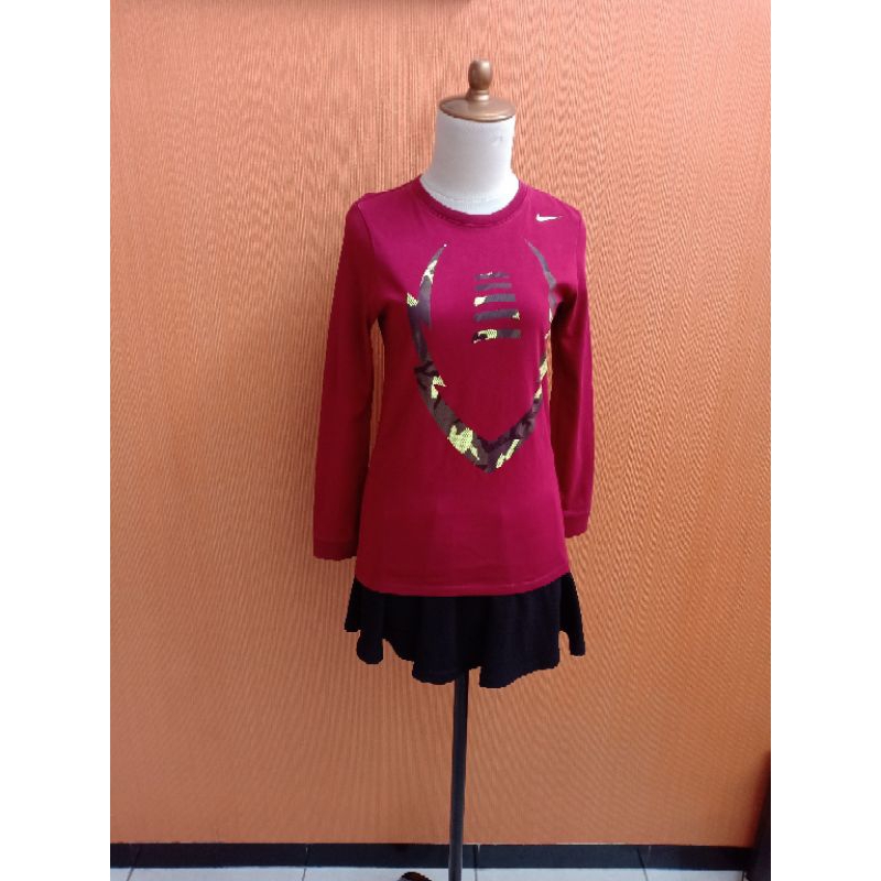 atasan kaos wanita merah THE NIKE TEE cewek S lengan panjang M blouse santai