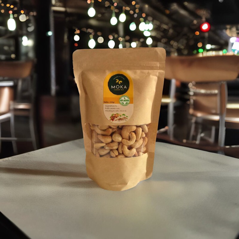

Cemilan Kacang Mete Panggang Premium