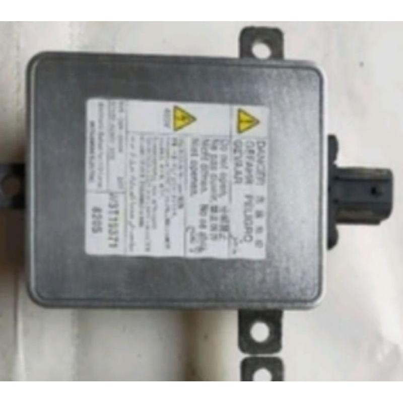 Ballast Lampu Mitsubishi Pajero Dakar