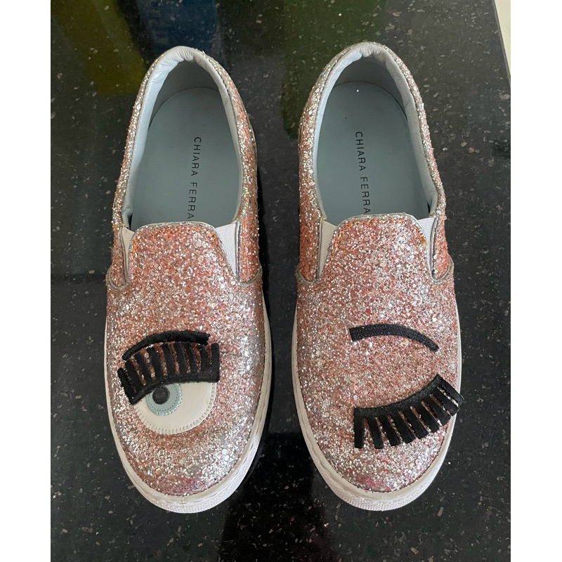 Chiara Ferragni slip on