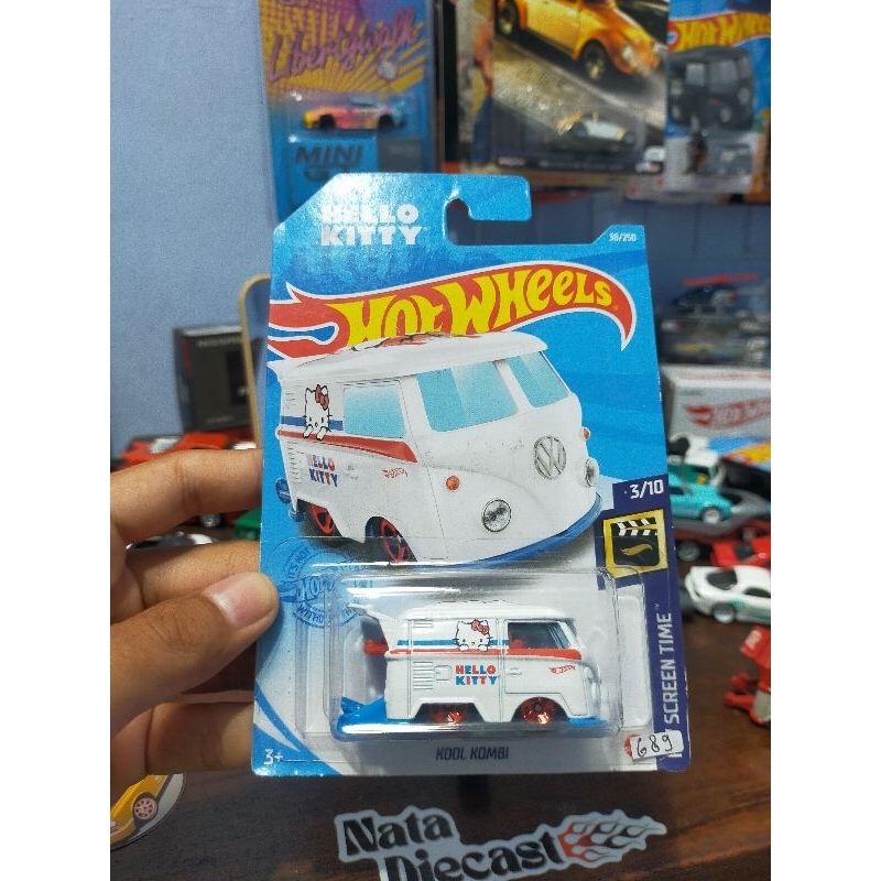 Hot Wheels Kool Kombi Hello Kitty