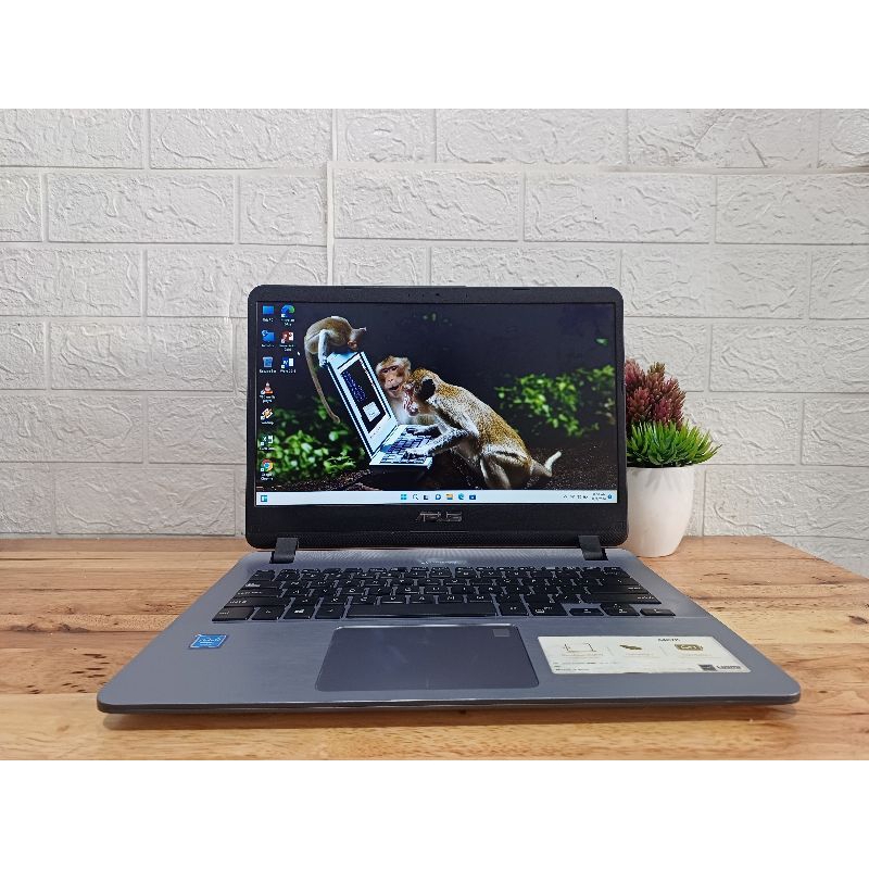 Laptop Asus Second.Laptop Asus A407M,Intel Celeron N4000,Ram 4,Ssd 128.Body Slim,Ringan&Bergaransi