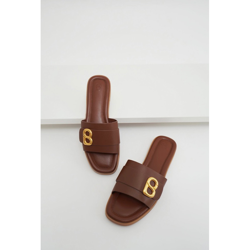 fika sandal brown buttonscarves preloved