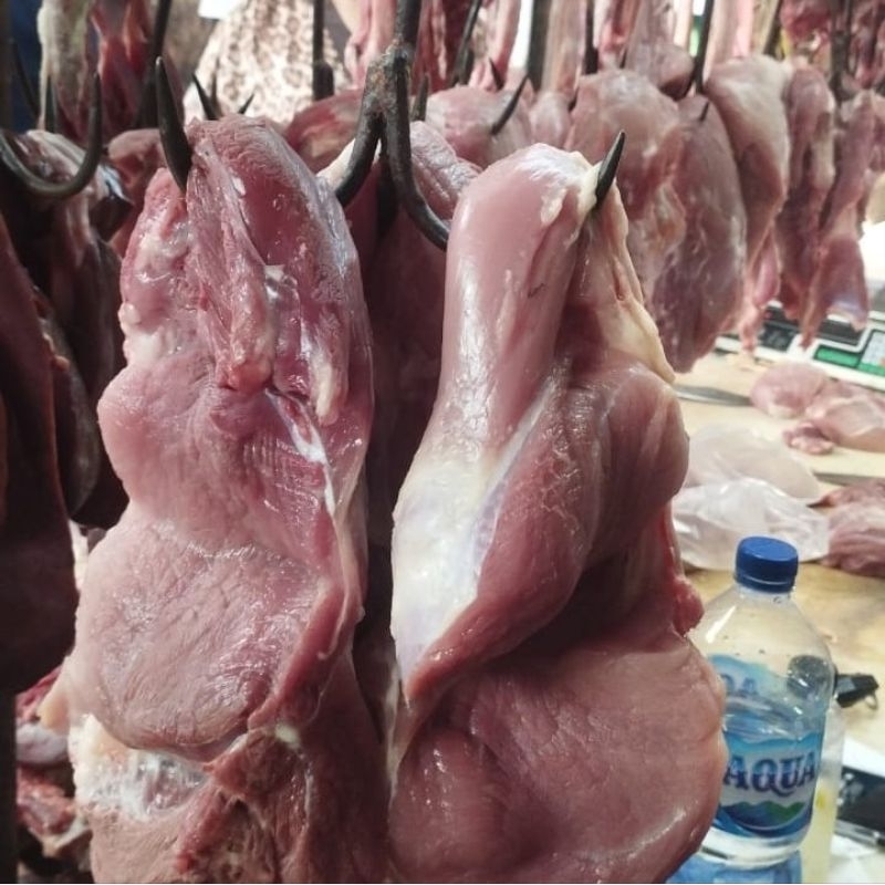 

DAGING BABI TANPA LEMAK / SIAPBAK / SIAP BAK / PORK MEAT NO FAT [INSTANT DELIVERY - MEDAN AREA]