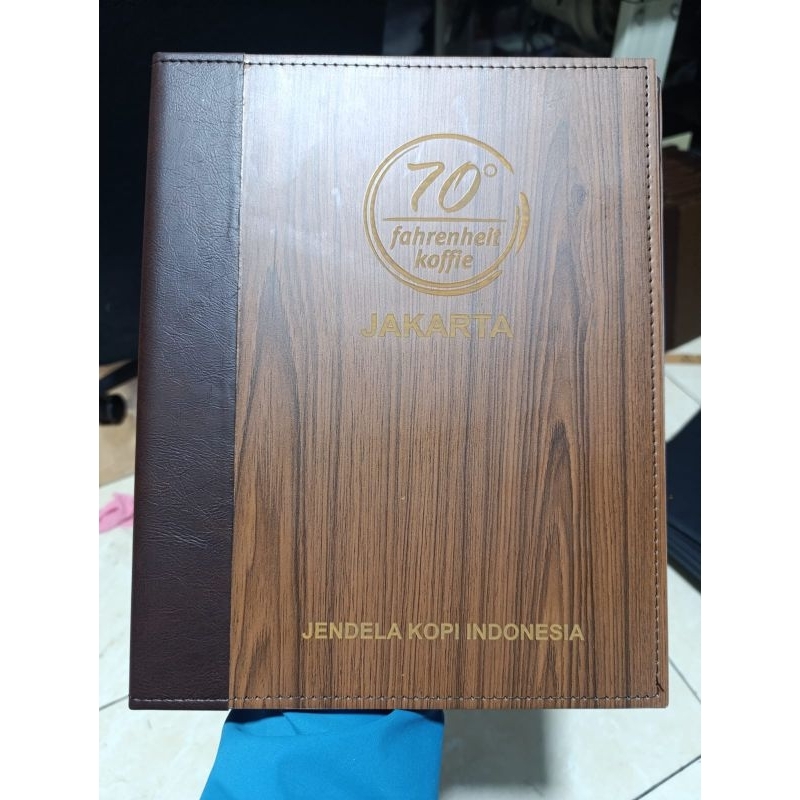 

BUKU MENU BAHAN HPL BAUT/RING a4 LOGO COSTUM
