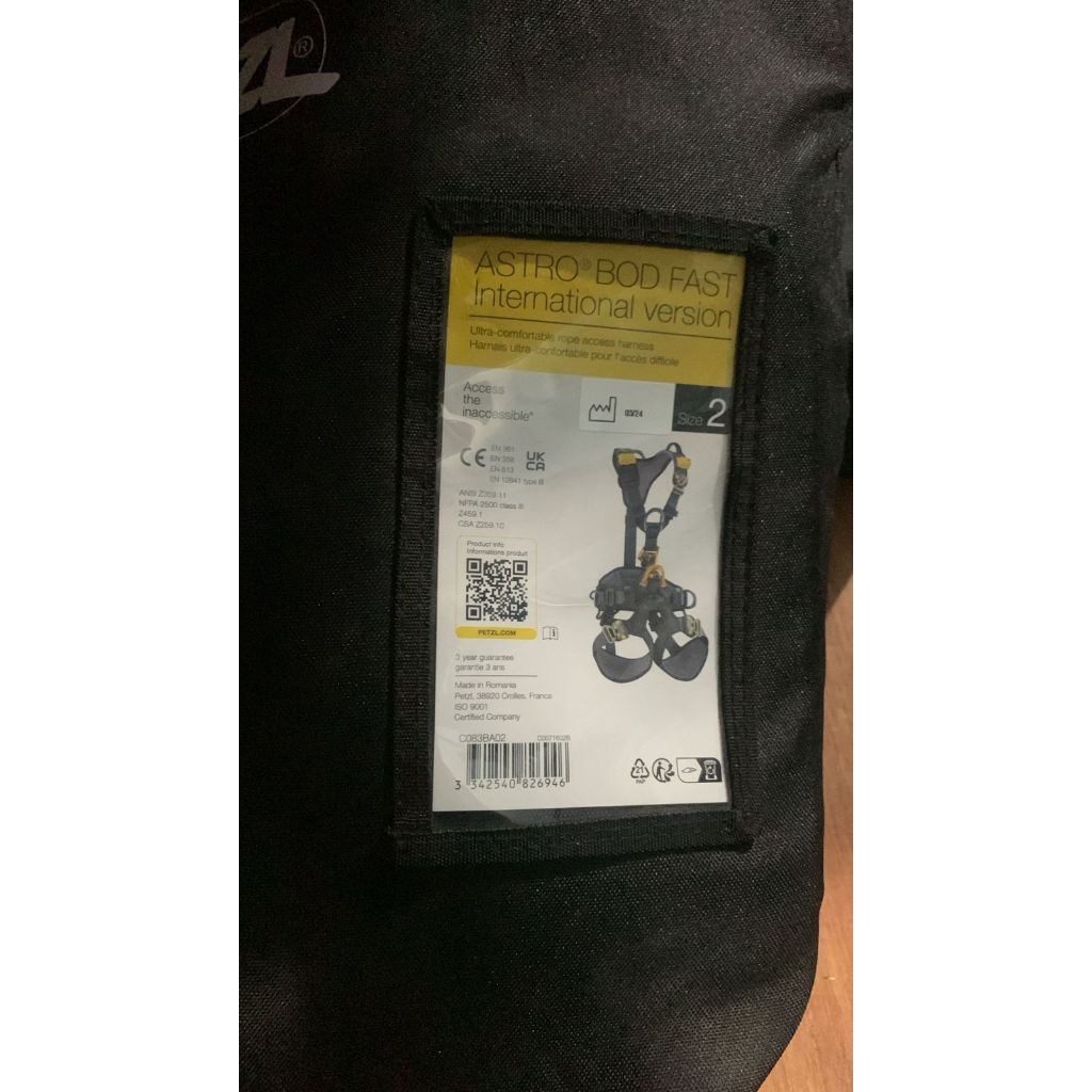 Full body harness PETZL ASTRO BOD INTERNATIONAL C083BA02 Original / Body harness PETZL / Climbing ha