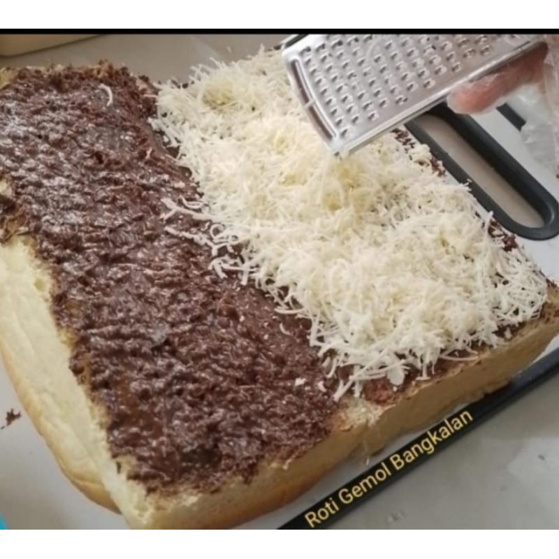 

Tambah Toping Roti Gemol