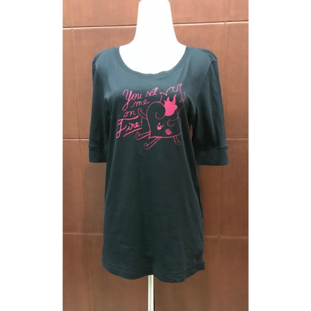 KAOS MARC JACOBS ORIGINAL PRELOVED BAHAN COTTON WARNA HITAM SIZE L