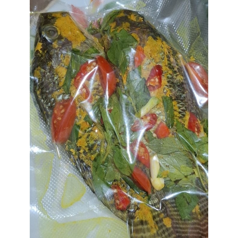 

Pepes Ikan Nila/Mas Mentah/Matang di vaccum seal makanan