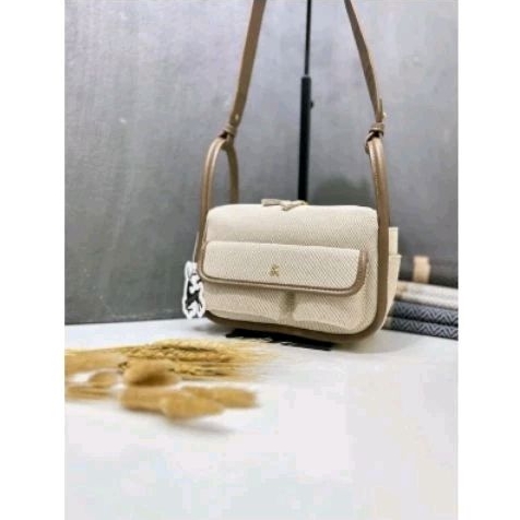 Tas Premium Eksklusif Madelyn Kemang / Tas Unik Cantik