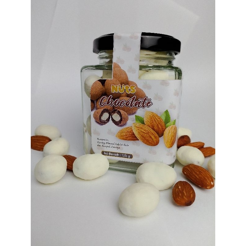 

Choco Yogurt Almond