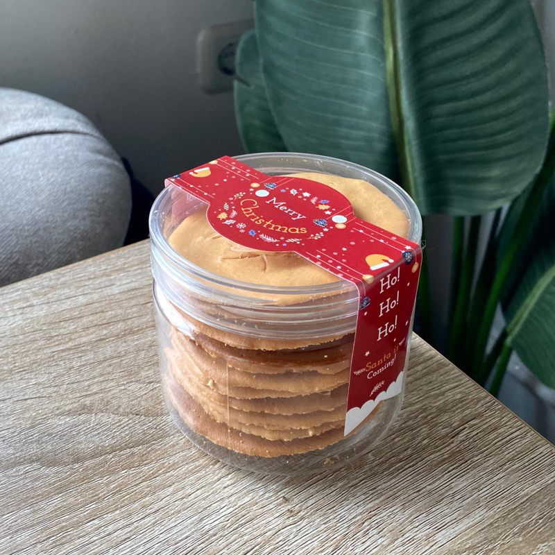 

Cheese / Almond Crisp