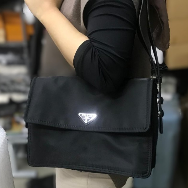 Tas Prd Re Nylon Large Padded Shoulder Messenger Bag Hitam Original Medium Selempang Pria Wanita Uni