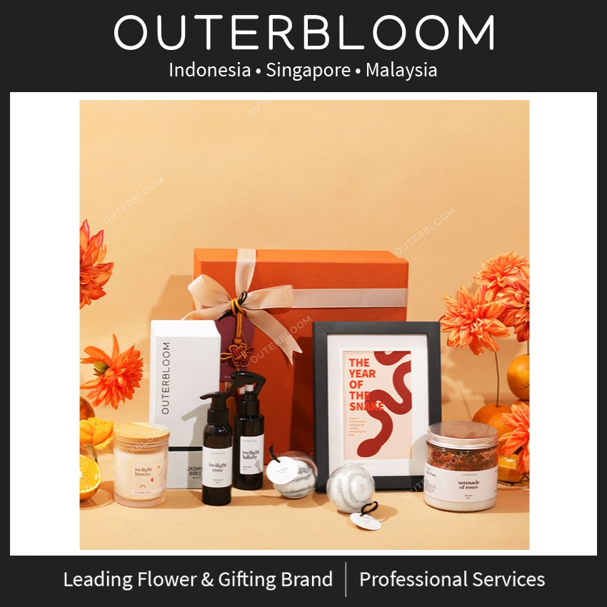 

Parcel Imlek - Outerbloom Fortune Twilight Hampers