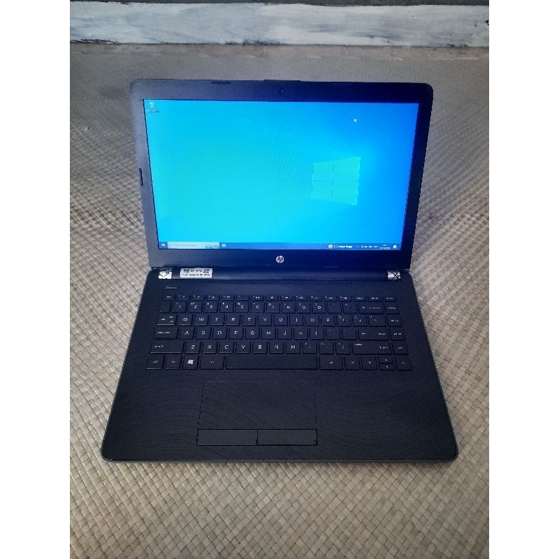 Laptop Second HP 14 bw017au Amd A9