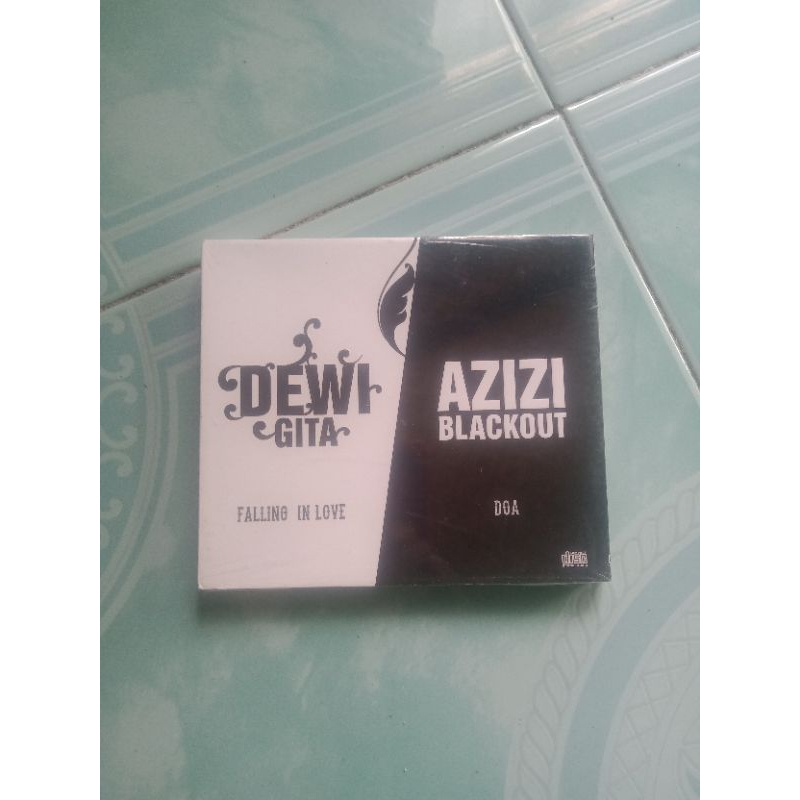 CD Dewi Gita n Azizi Blackout