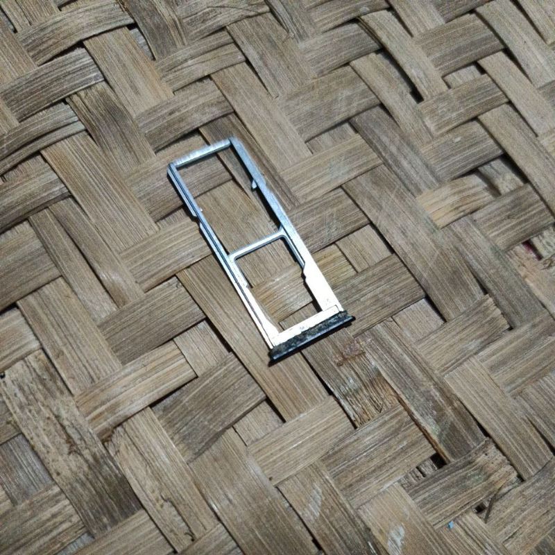 simtray vivo v7 orian