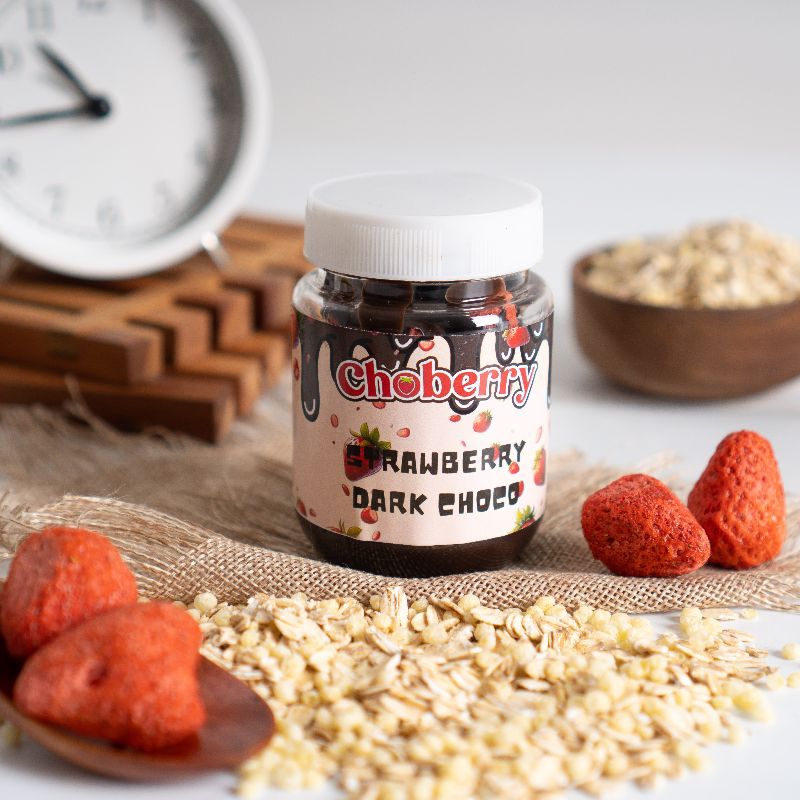 

Choberry Paduan Strawberry Crunchy dan Legitnya Coklat