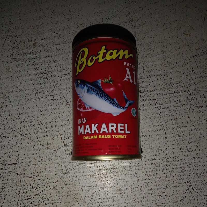 

Ikan sarden Botan saus tomat