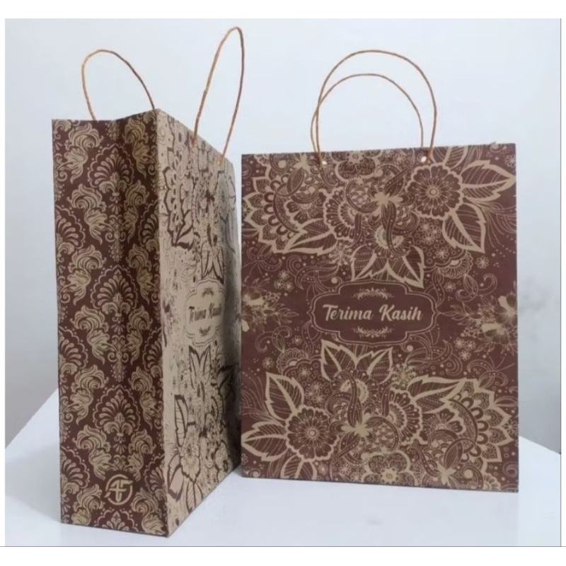 

Paper bag Motif Paperbag kertas Tas kertas Tas sovenir ukuran sedang 21X17X5 cm tas