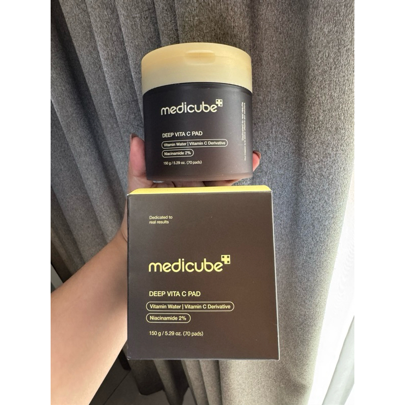 Medicube Deep Vita C Pad