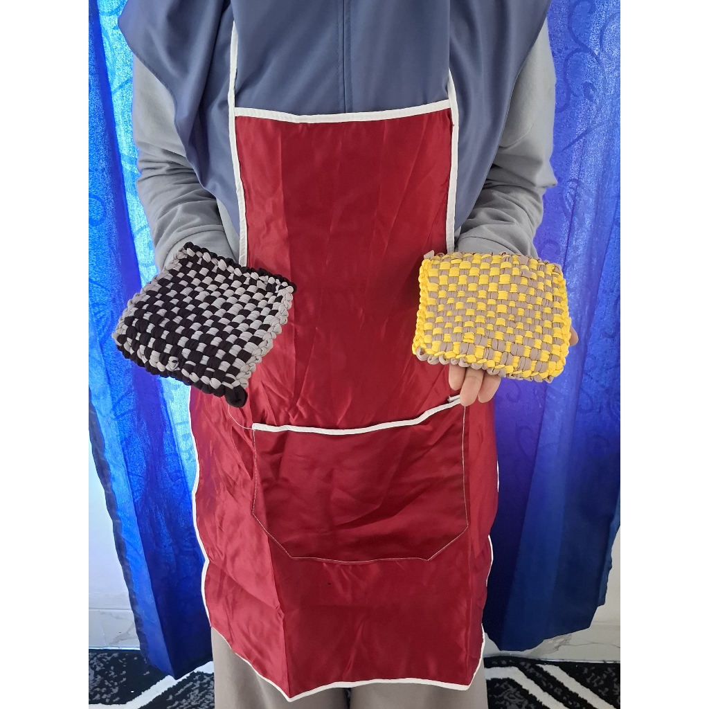 Satu Set Apron / Celemek Dapur Satu Set Dan 2 Pcs Cempal High Quality