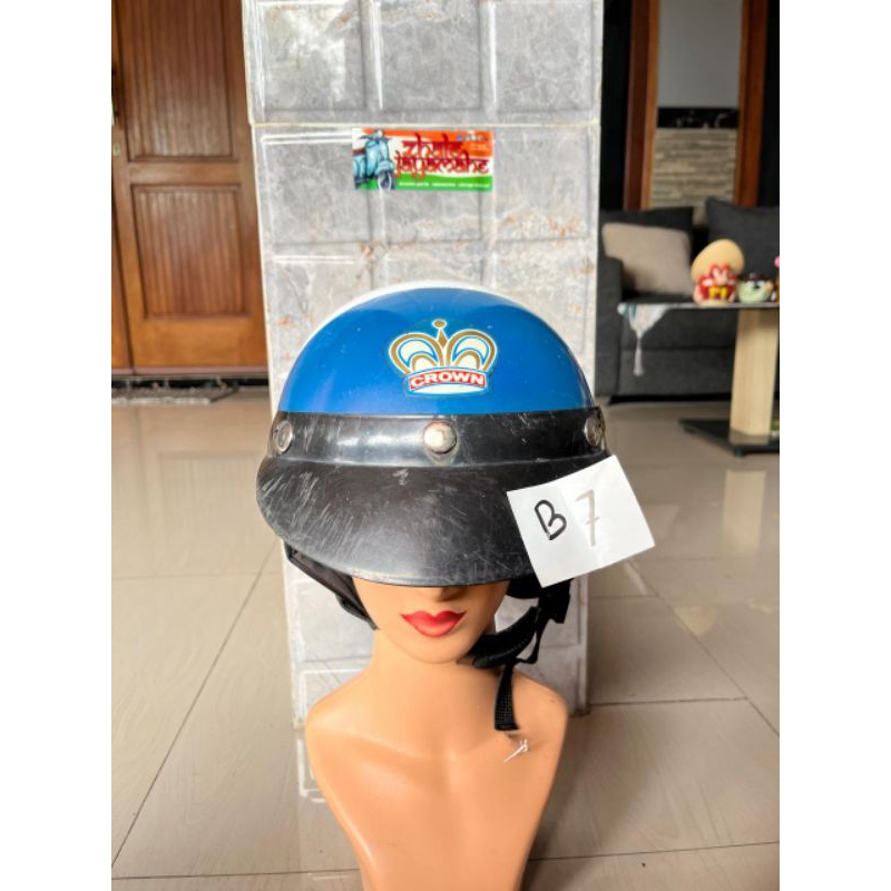 HELM VINTAGE Helm Chips Vespa Ori Biru