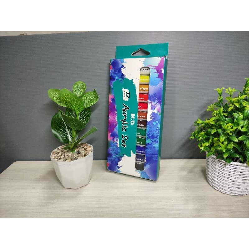 

Cat acrylic m&g APLN6594
