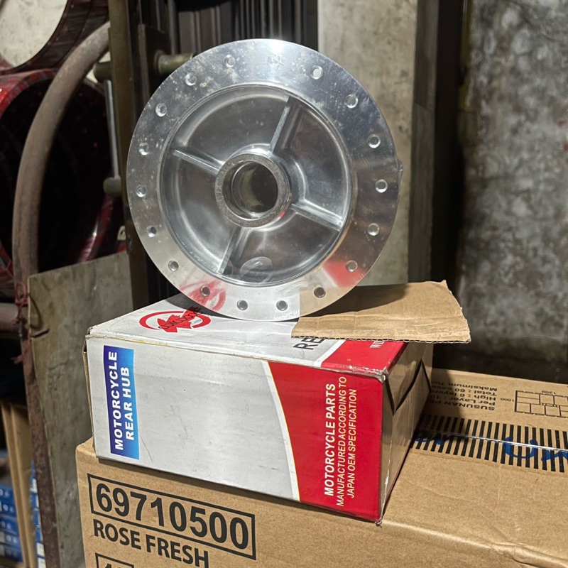 TROMOL BELAKANG YAMAHA VIXION LAMA